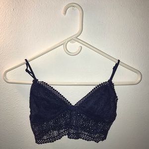 VS bralette in dark blue